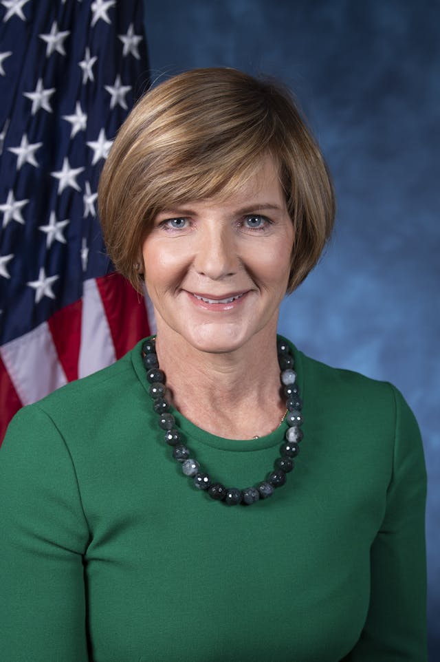 Rep. Susie Lee headshot